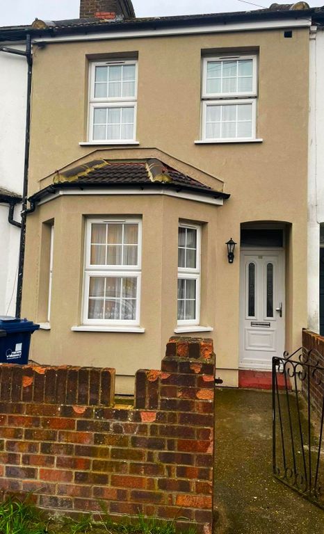 Property photo 1 of 14 3 Bedroom Terraced House In Southall Ub2