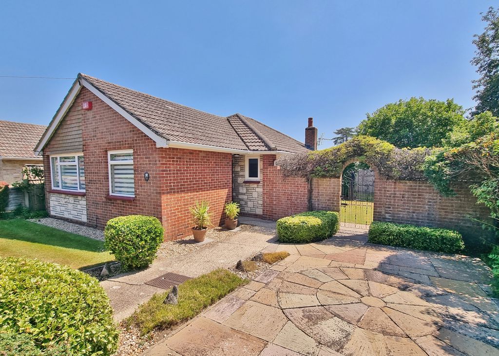 Property photo 1 of 14