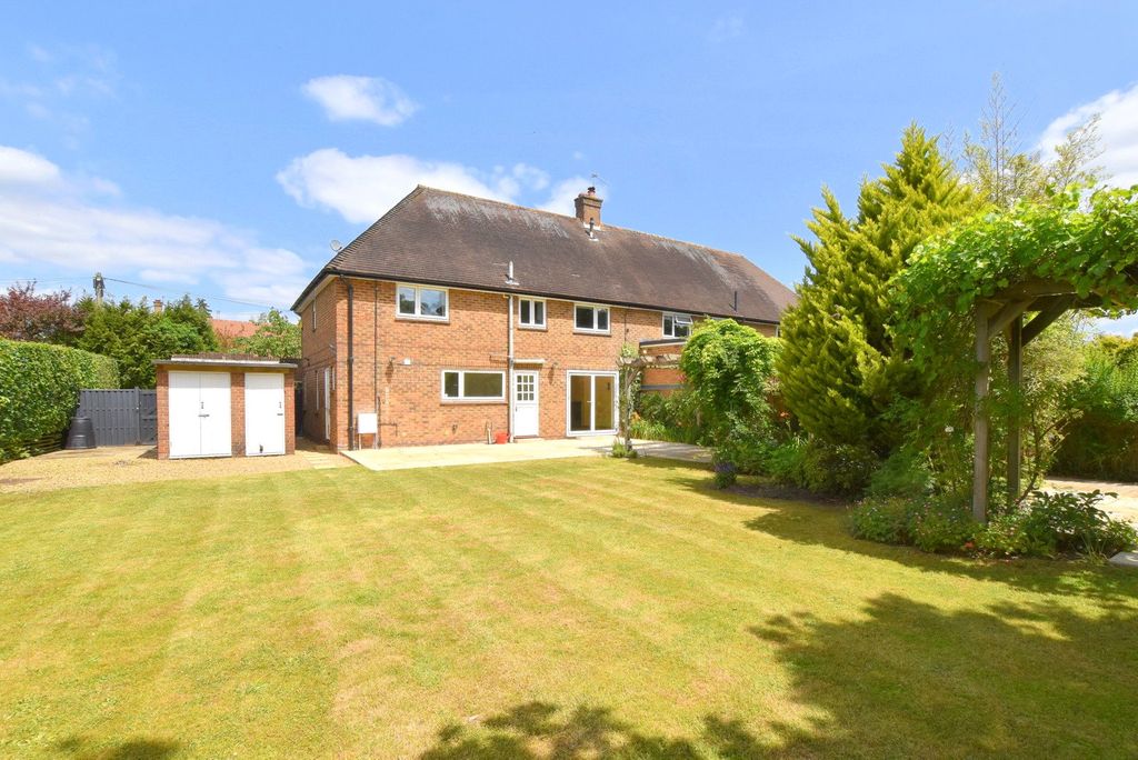 Property photo 2 of 18 Rear