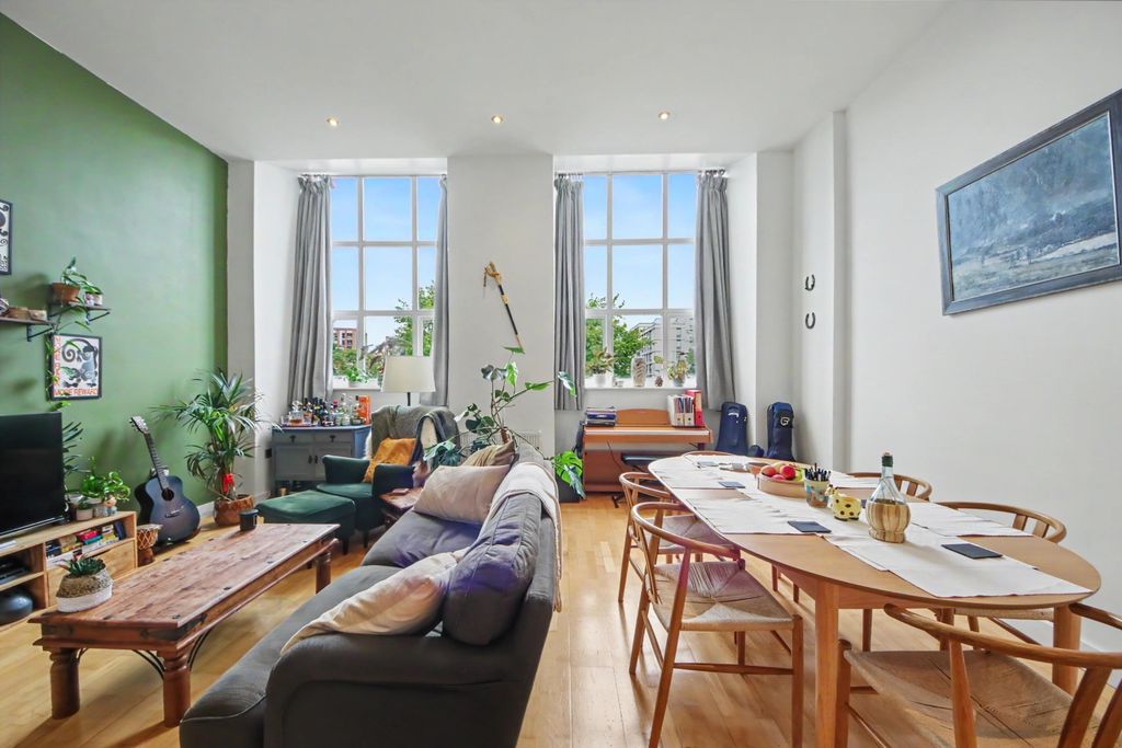 Property photo 1 of 14 Img_0971