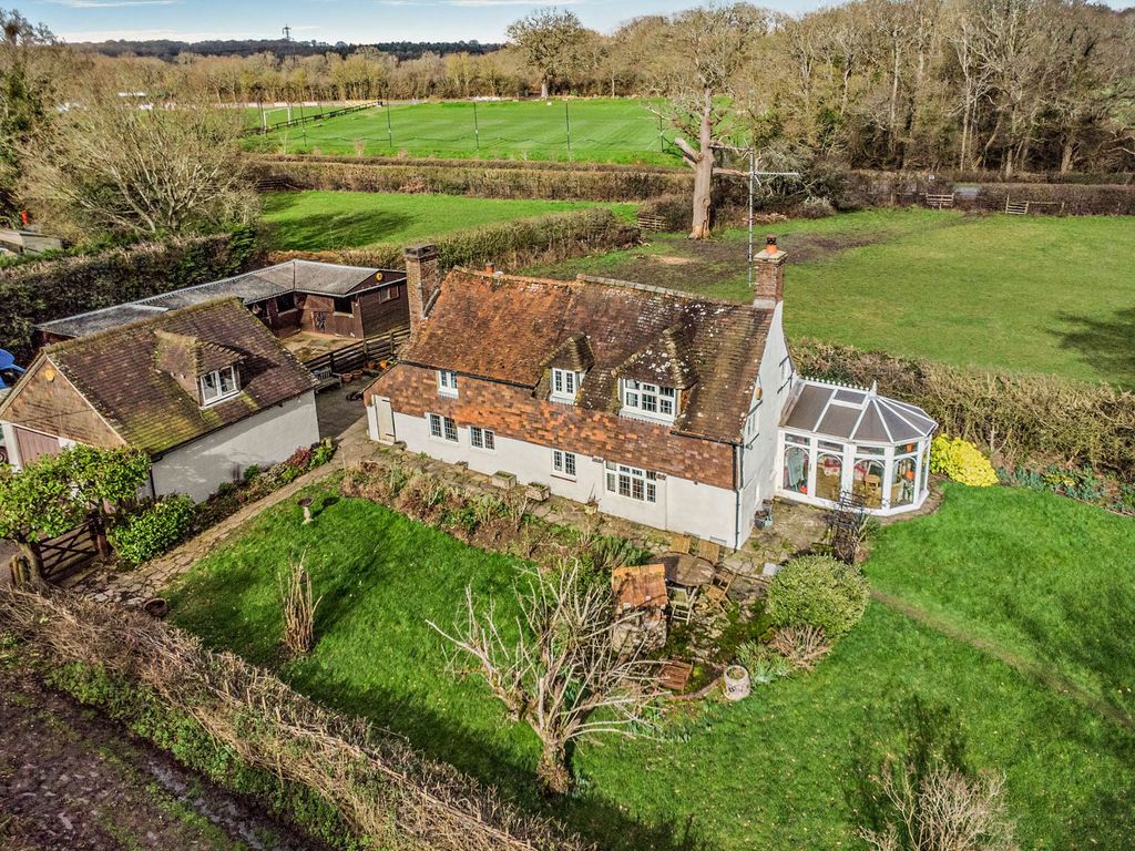 Property photo 1 of 19 Picture No. 01