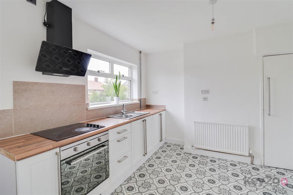 Property photo 3 of 24 Img_0198-Img_0200.Jpg