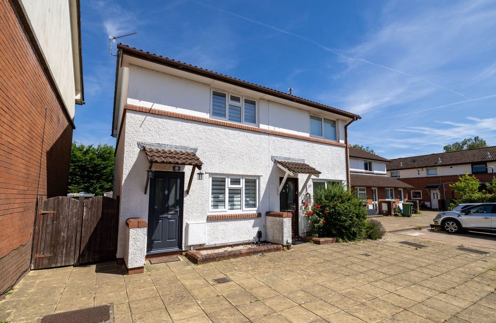 Property photo 1 of 24