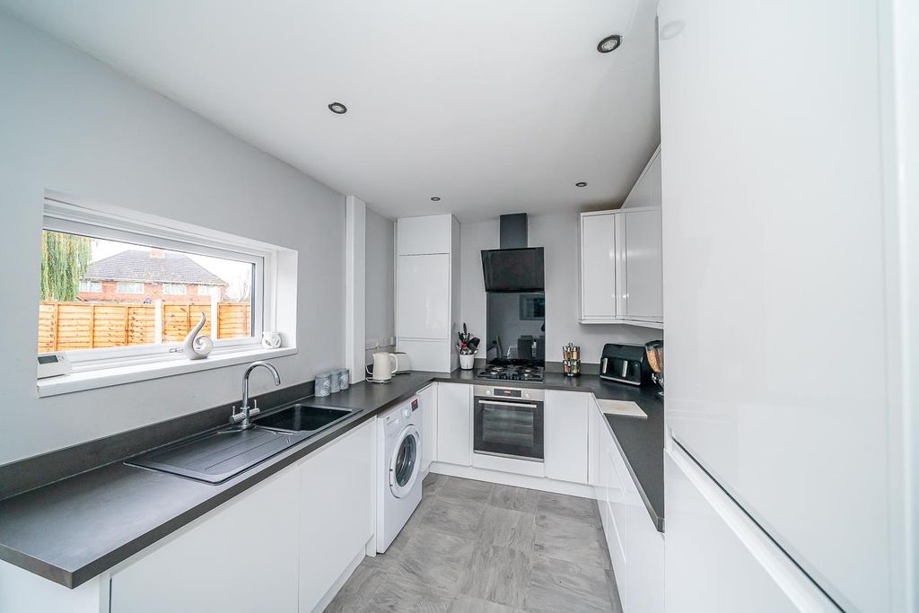 Property photo 3 of 23 Webbs-78.Jpg