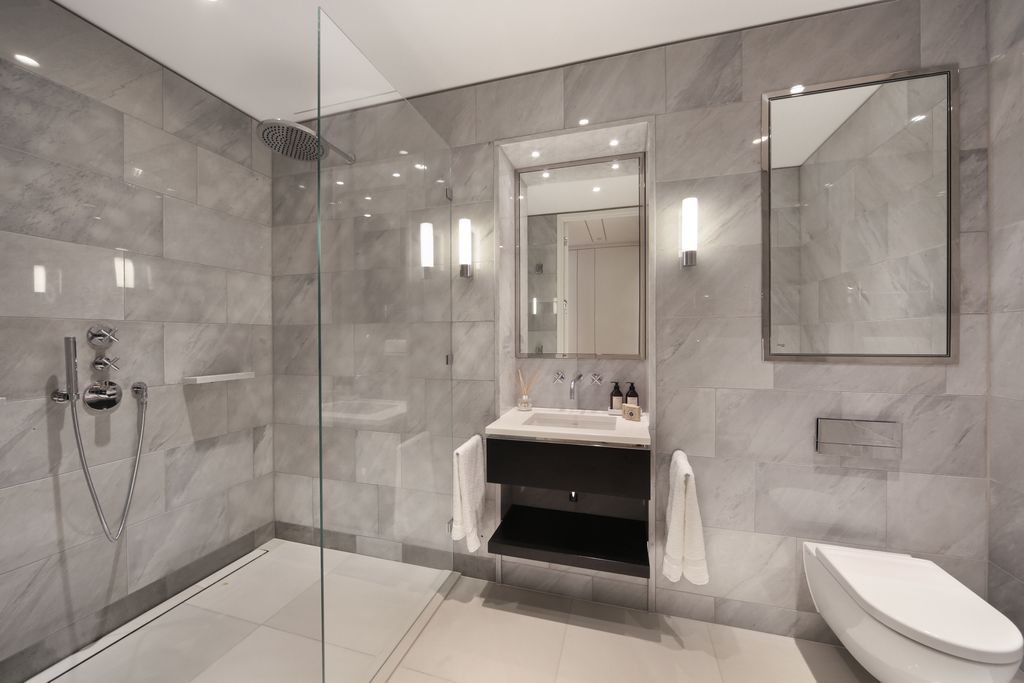 Property photo 2 of 26