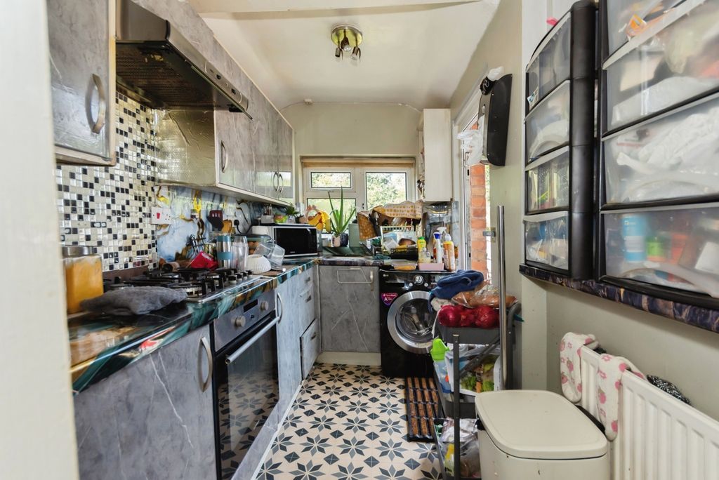 Property photo 3 of 14 Pbox-Img.Jpg
