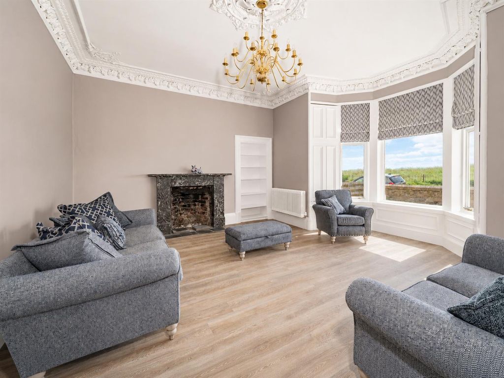 Property photo 2 of 29 12B The Esplanade Broughty Ferry-6.Jpg