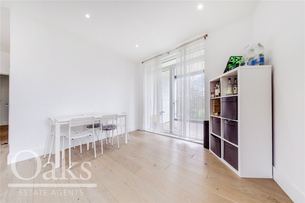 Property photo 2 of 12 Picture No. 09