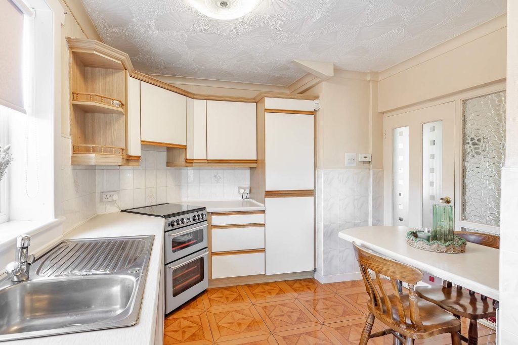 Property photo 3 of 29