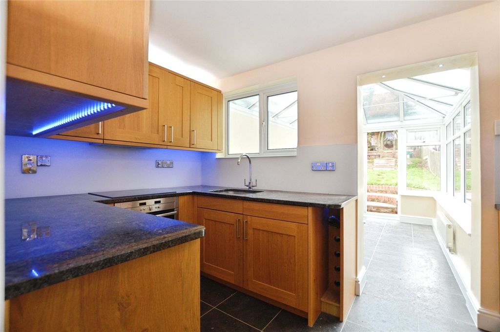 Property photo 3 of 12 Picture No. 06