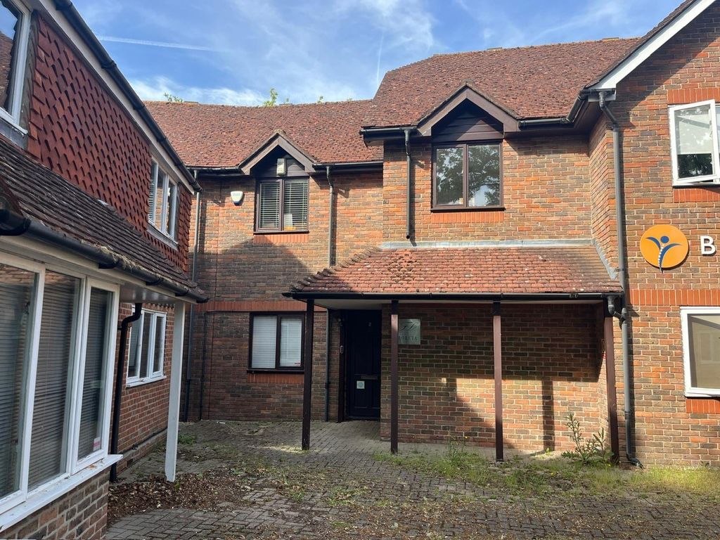 Property photo 1 of 2