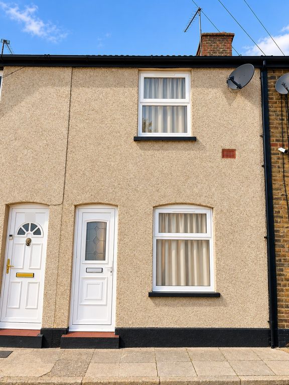 Property photo 1 of 13 Photo 0