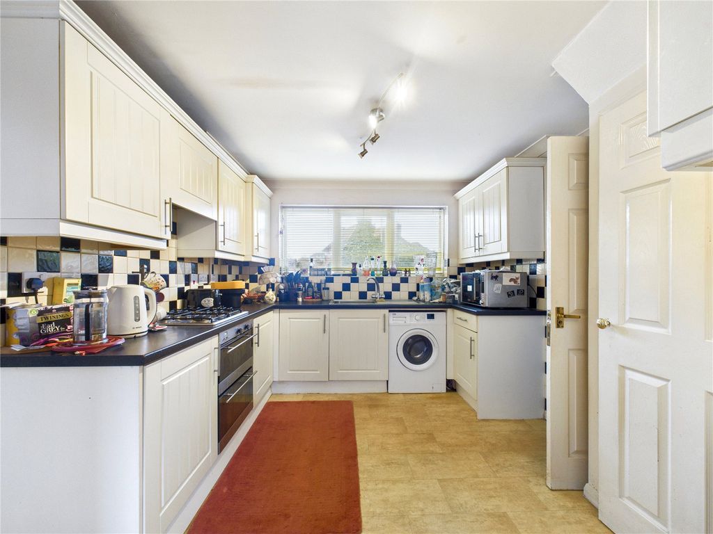 Property photo 2 of 17 2 - Picture No. 07