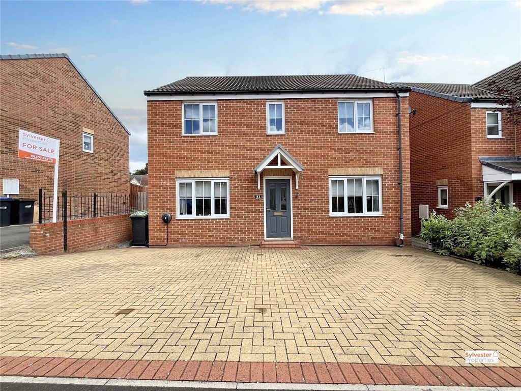Property photo 3 of 37 Picture No. 40