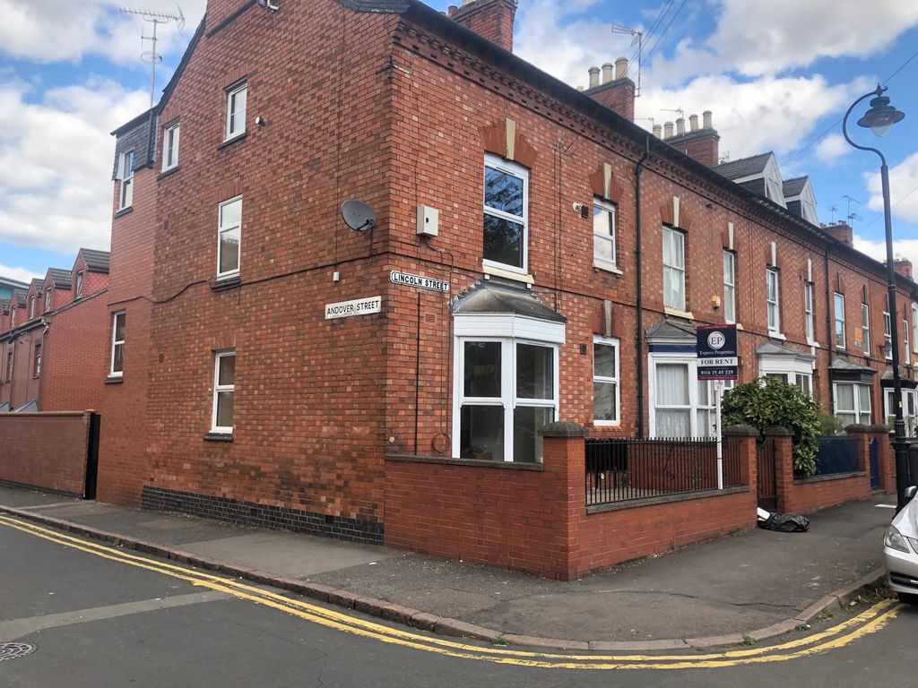 Property photo 1 of 1