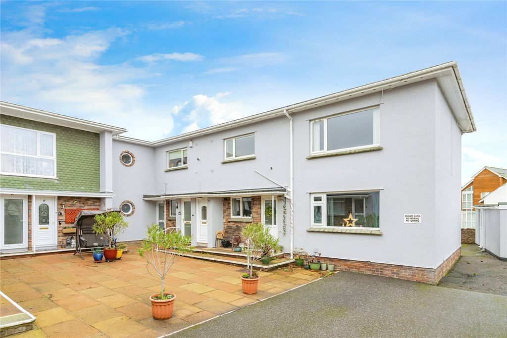 Property photo 1 of 17 Picture No. 16