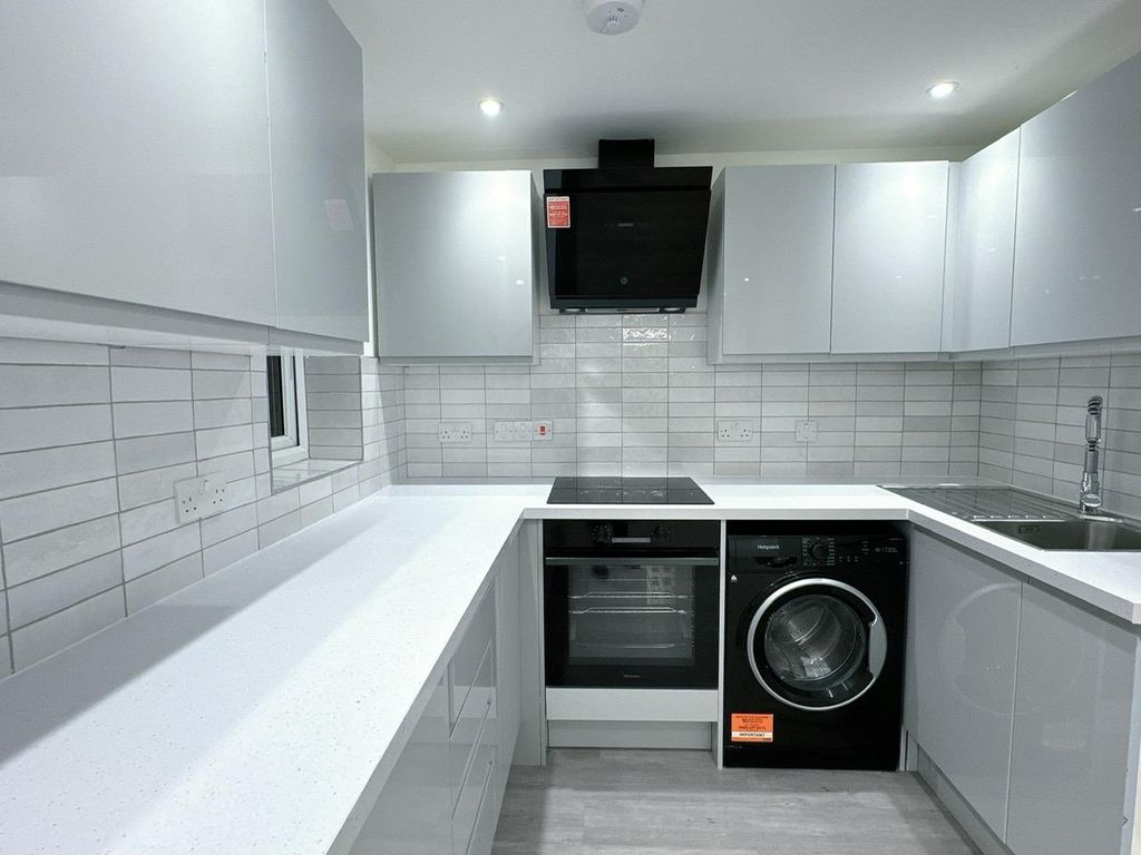 Property photo 2 of 7 A0011224-d293-490F-Bd0E-56c916034F3E.Jpg