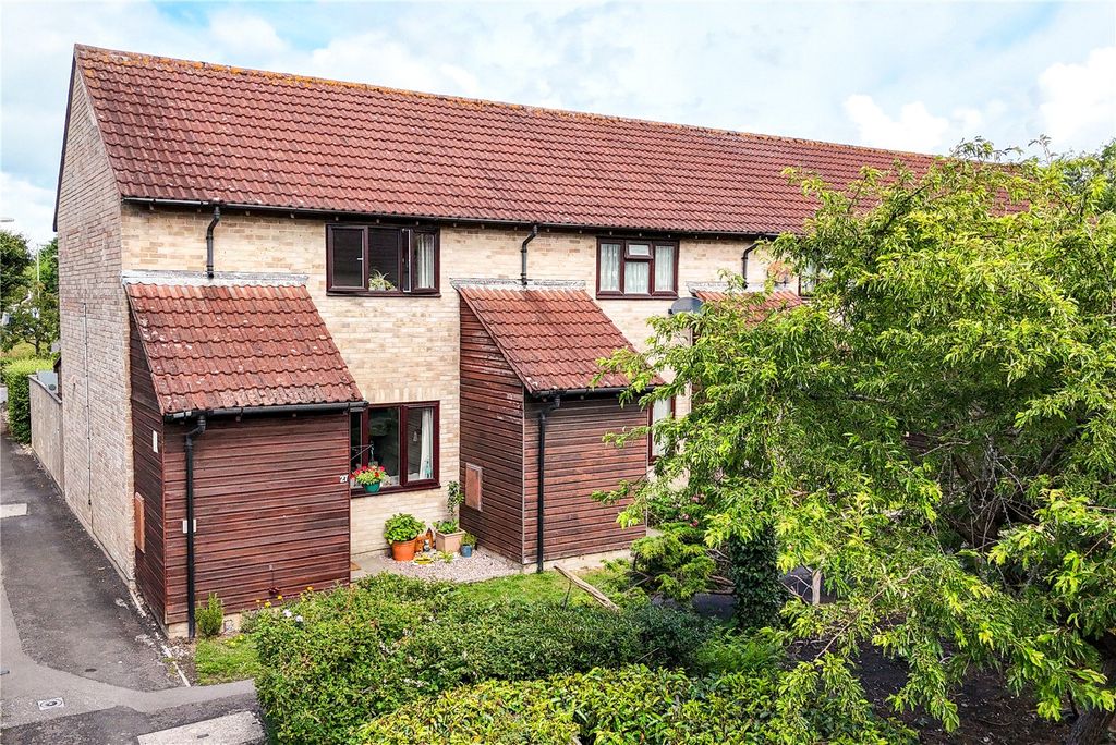 Property photo 1 of 17 Picture No. 02