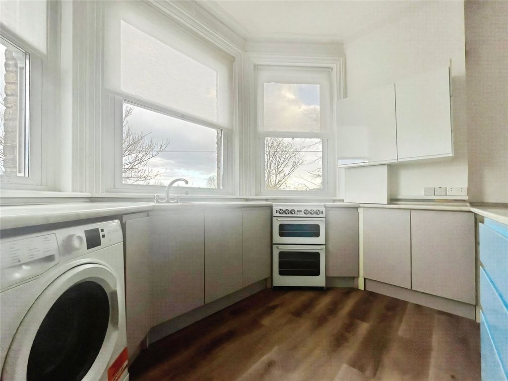 Property photo 2 of 14 Kitchen