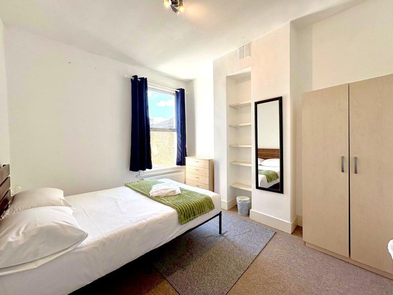 Property photo 2 of 4