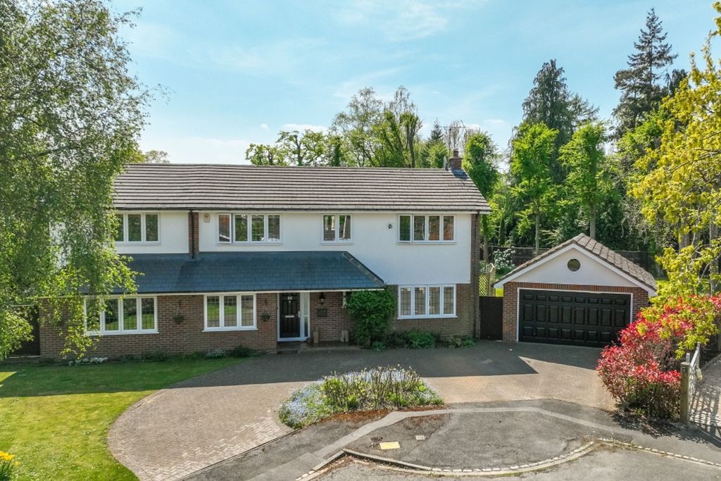 Property photo 1 of 31 Photo 1