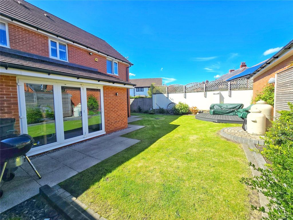 Property photo 1 of 20 Rear Gardens
