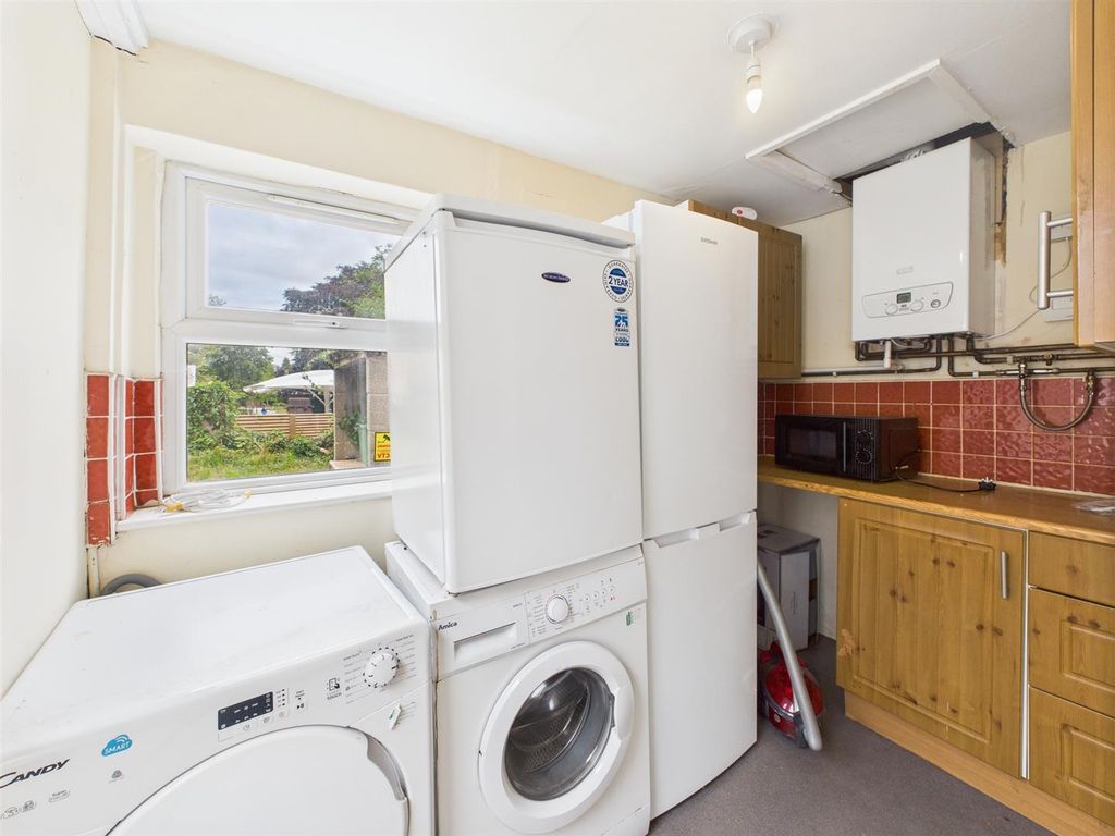 Property photo 2 of 10 Cam04063G0-Pr0111-Still004.Jpg