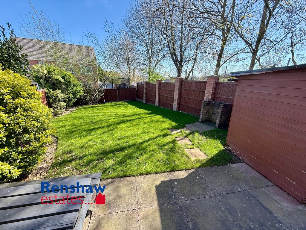 Property photo 3 of 14 R