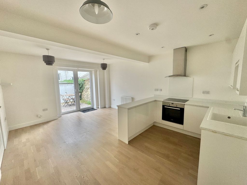 Property photo 2 of 11 Open Plan Living