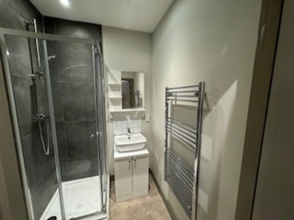 Property photo 3 of 3