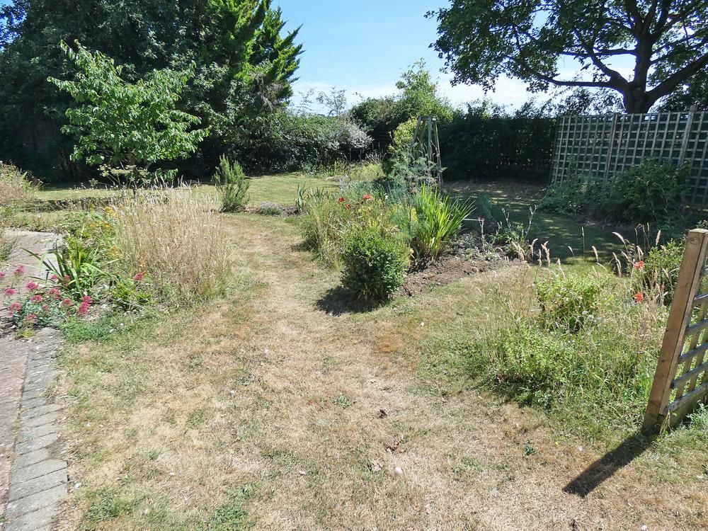 Property photo 3 of 34 2303Gdn.Jpg