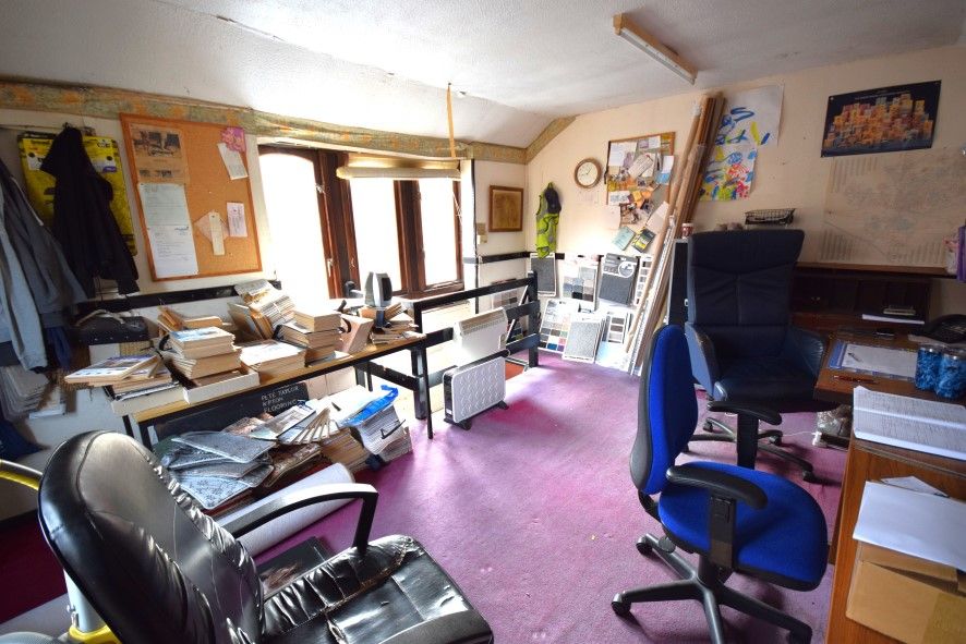 Property photo 3 of 7