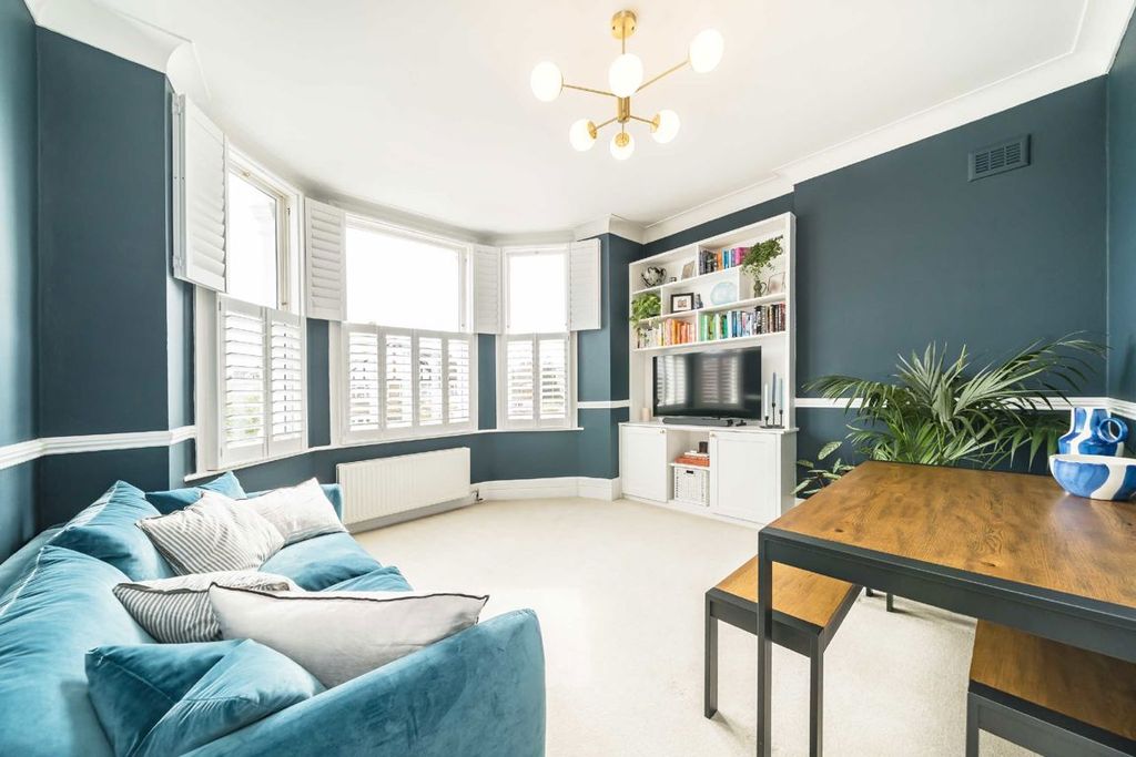 Property photo 2 of 4