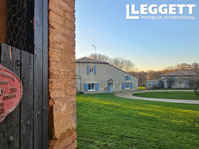 Property photo 2 of 10