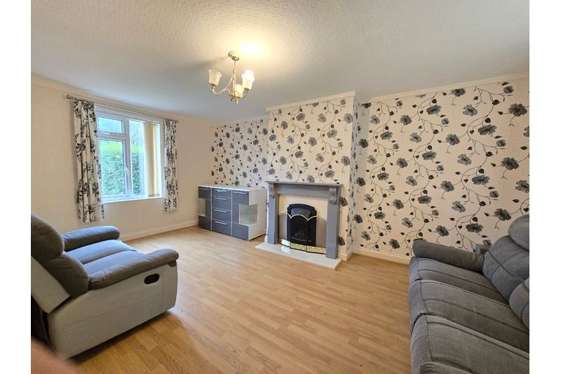 Property photo 2 of 21