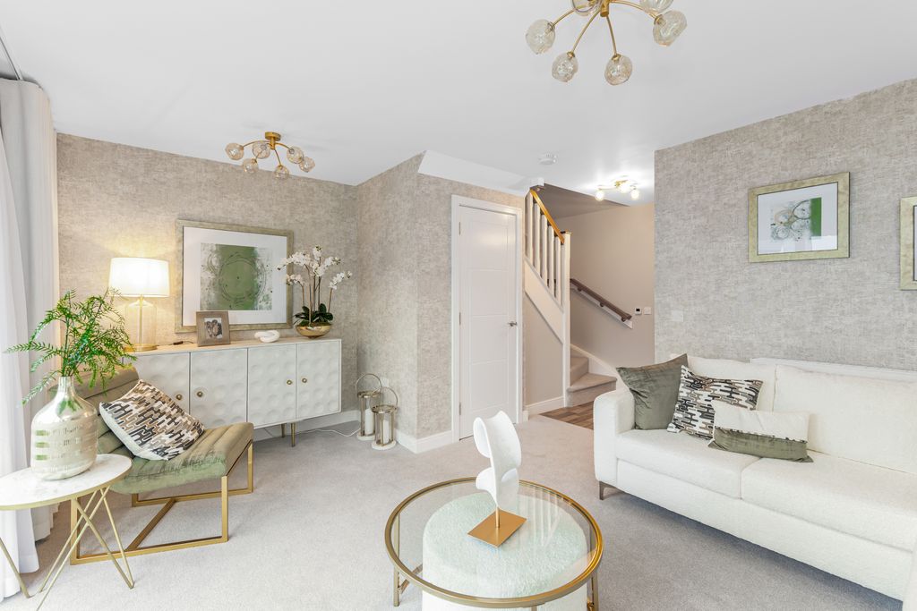 Property photo 3 of 16 Property Image 4