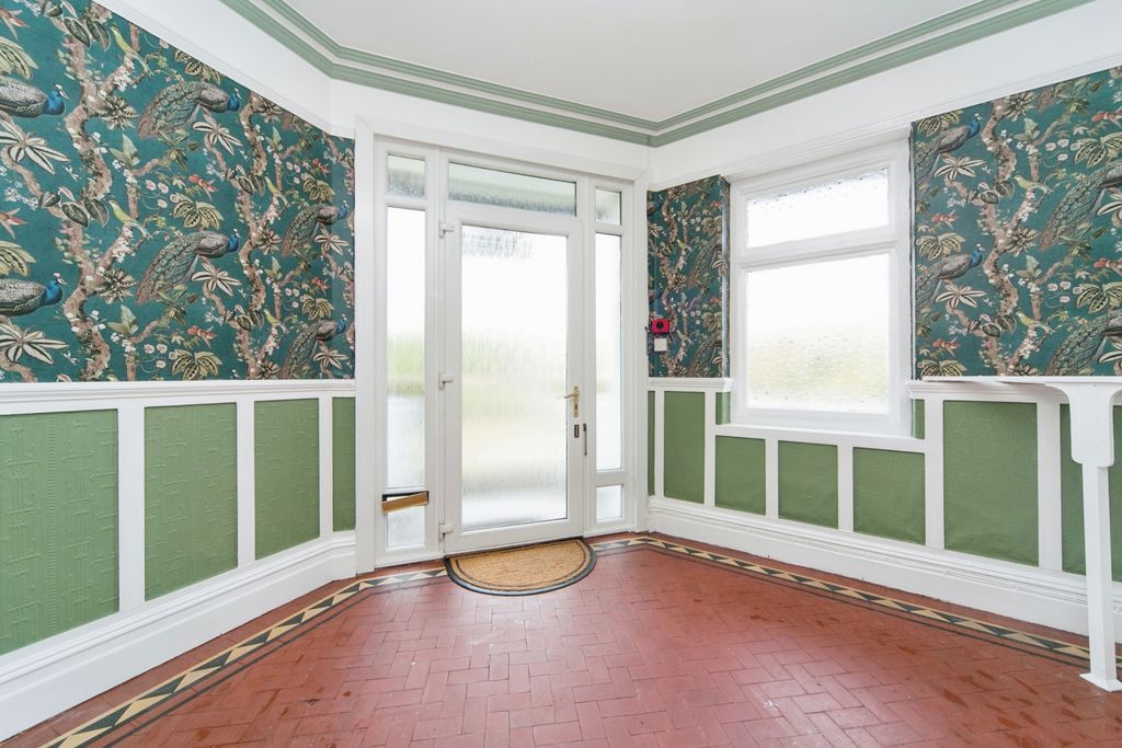 Property photo 2 of 17 Photography