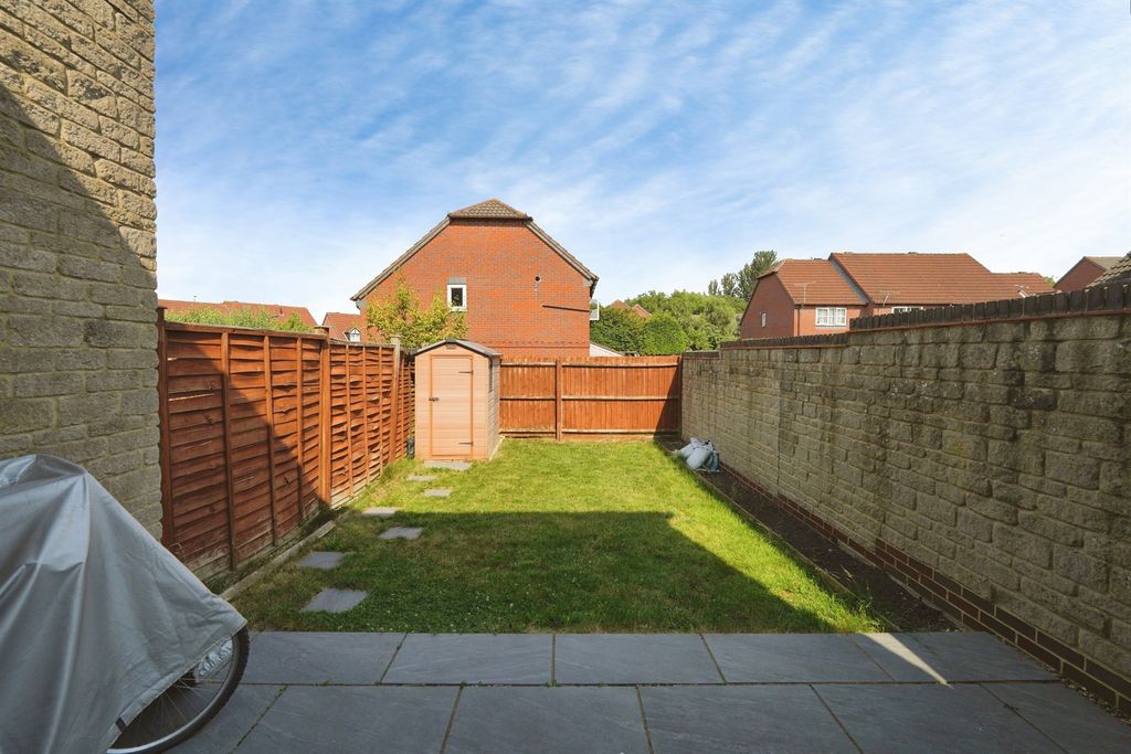 Property photo 2 of 11