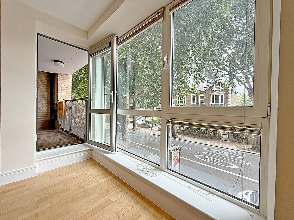 Property photo 3 of 12 Gallery