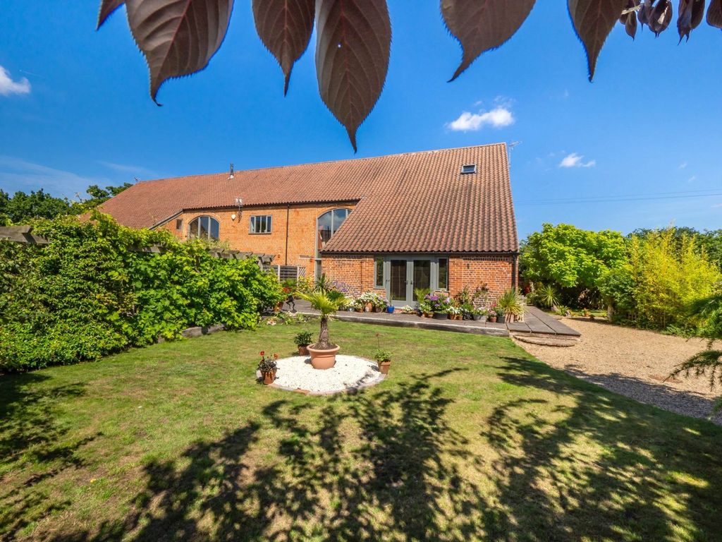 Property photo 1 of 67