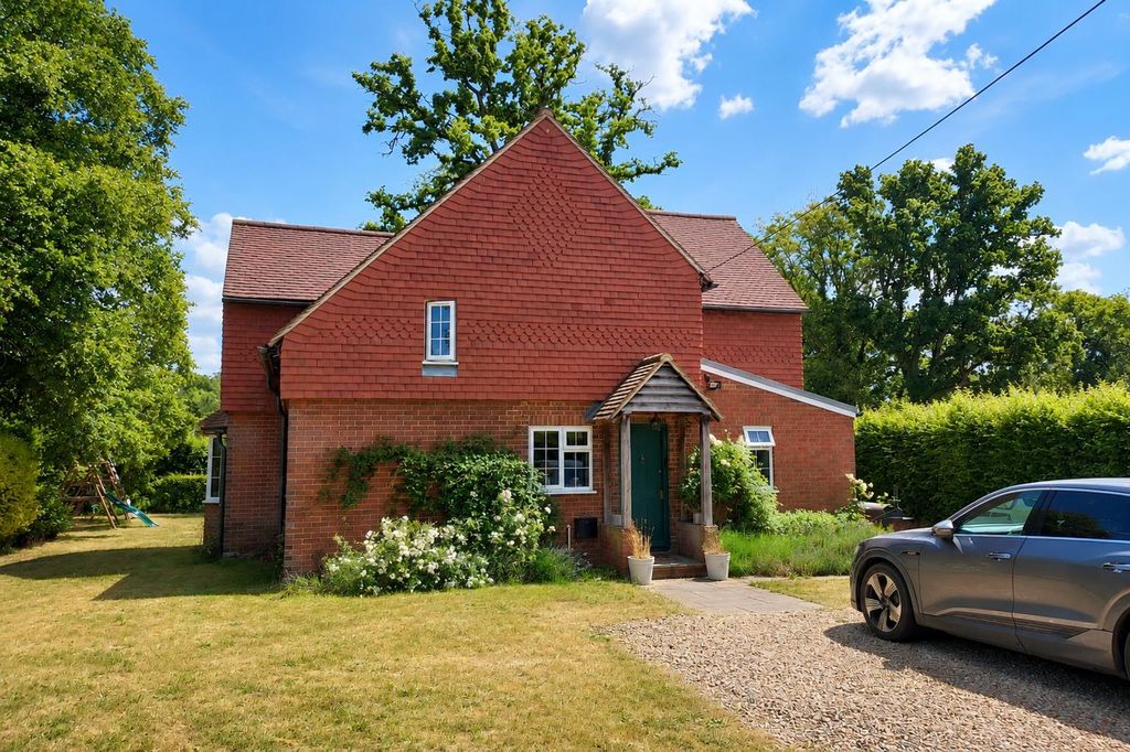 Property photo 1 of 12 Front Aspect.Png
