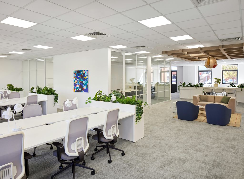 Property photo 2 of 9 19.Jpg