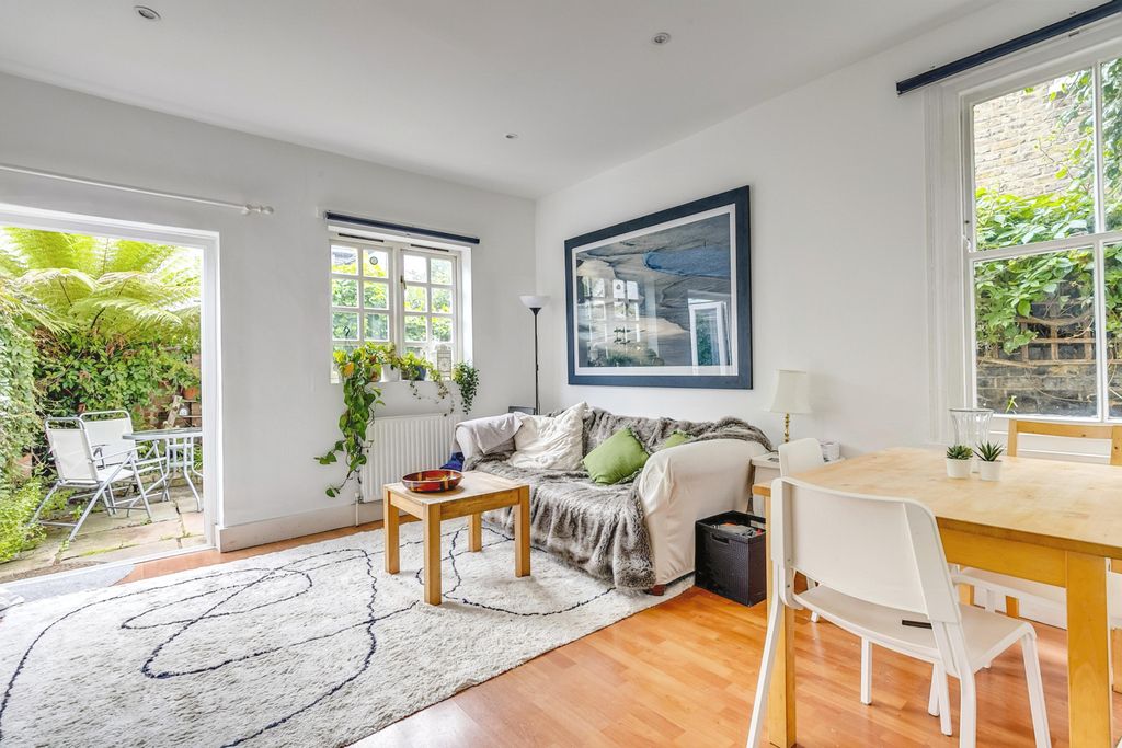 Property photo 1 of 10 1