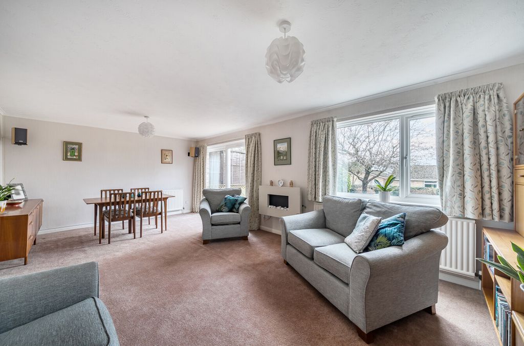 Property photo 2 of 19 1402405-6-698A2B1...