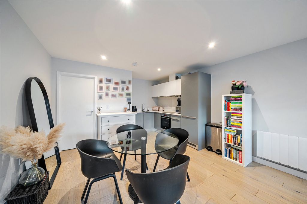 Property photo 3 of 20 Picture No. 09