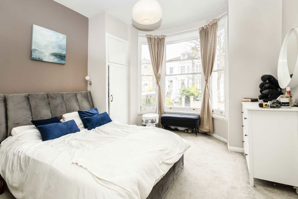 Property photo 3 of 4