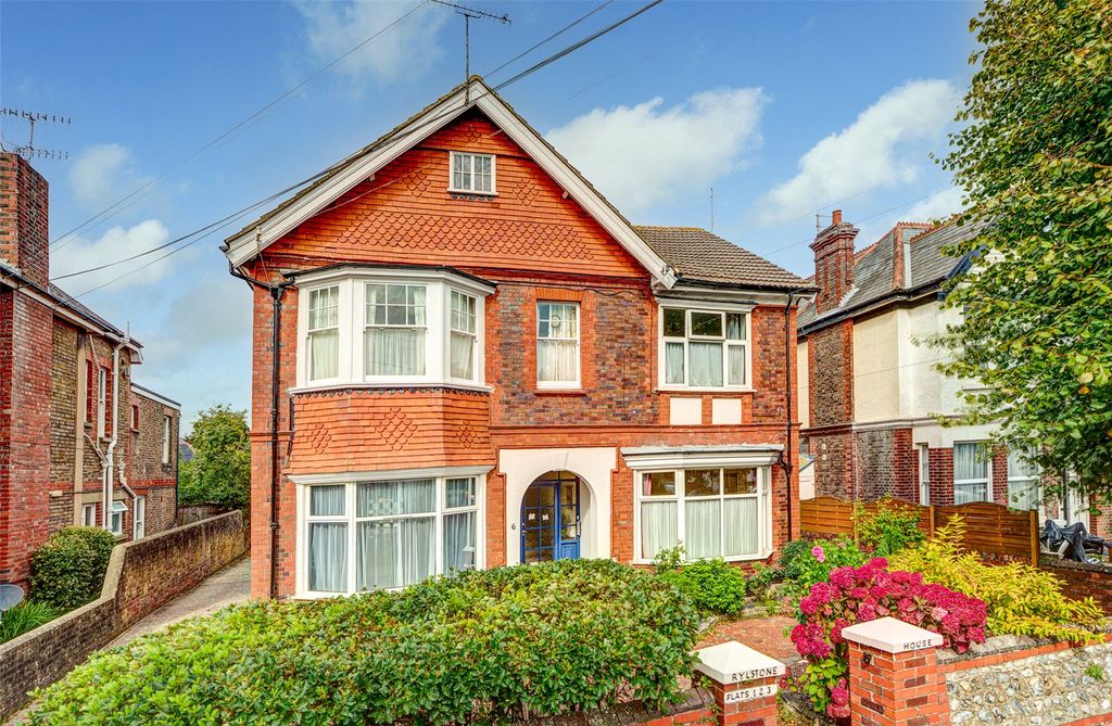 Property photo 1 of 13 Picture No. 11