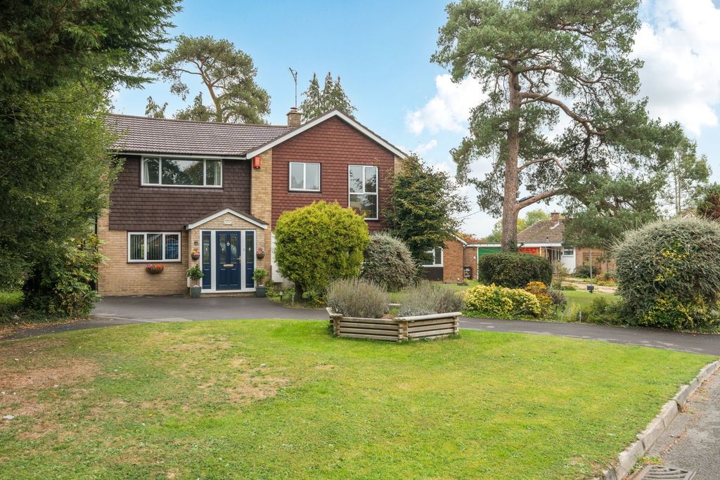 Property photo 1 of 19