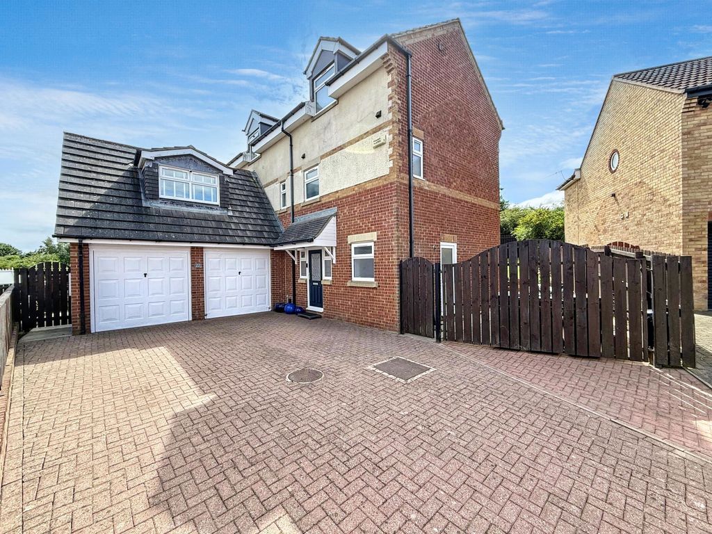 Property photo 1 of 35