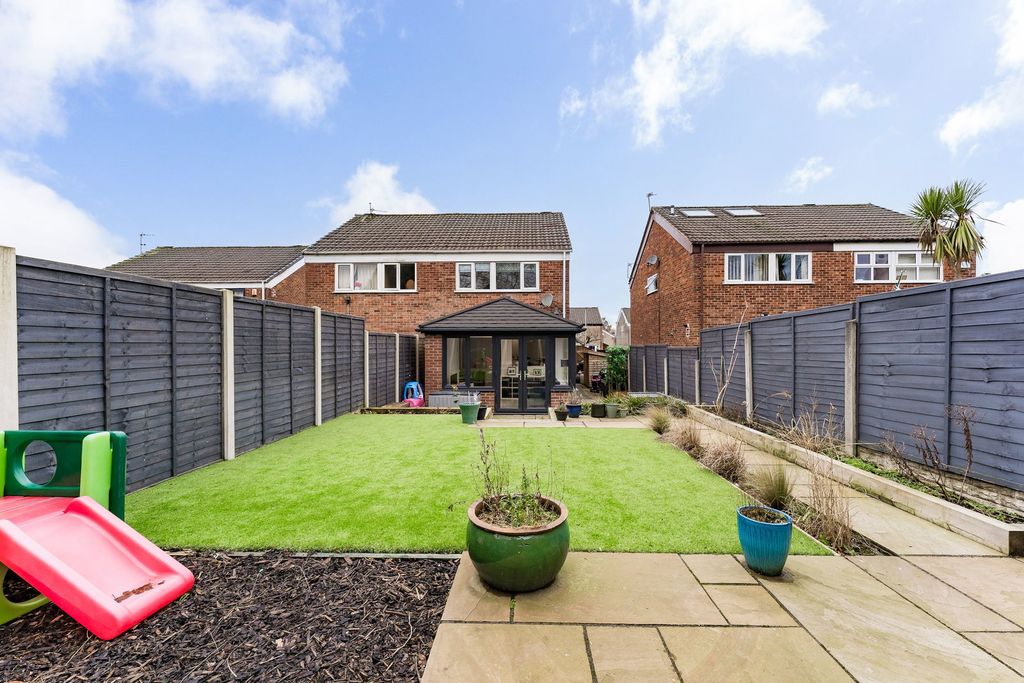 Property photo 3 of 26